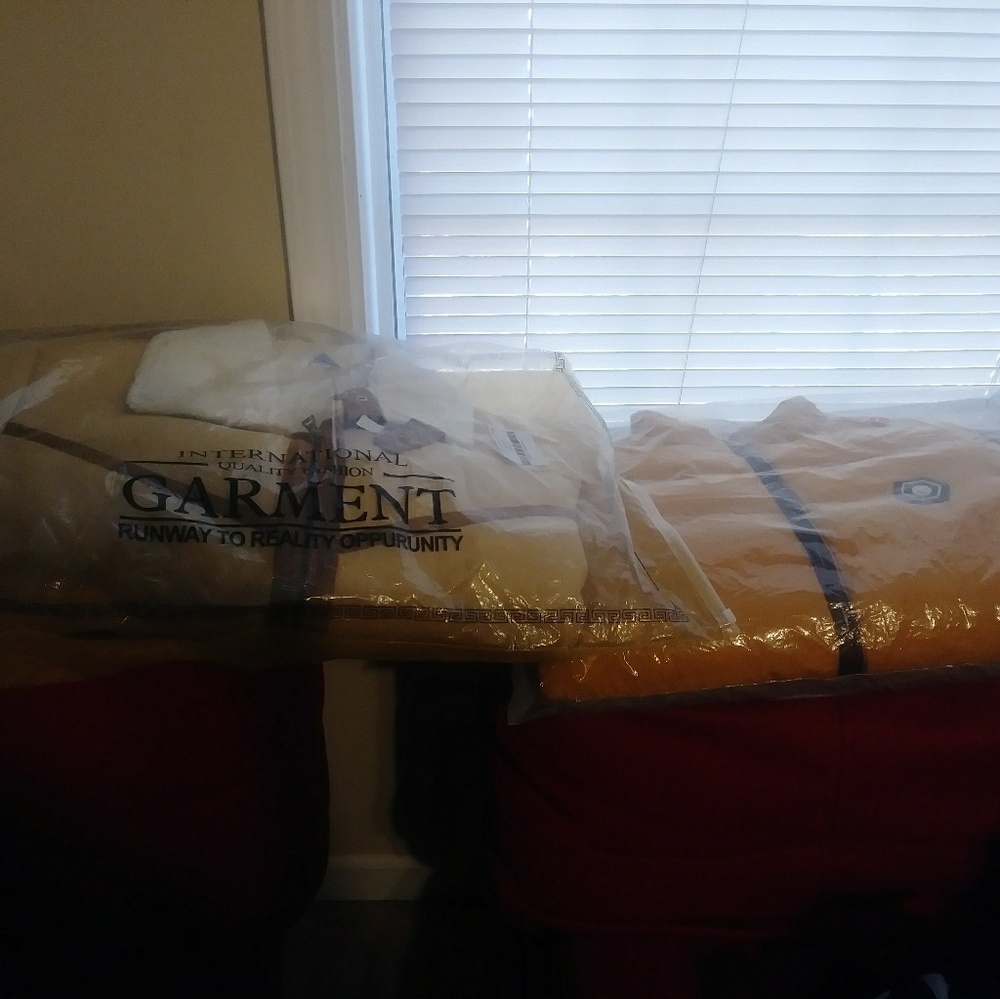 Winter Jacket - Picture 2 of 8